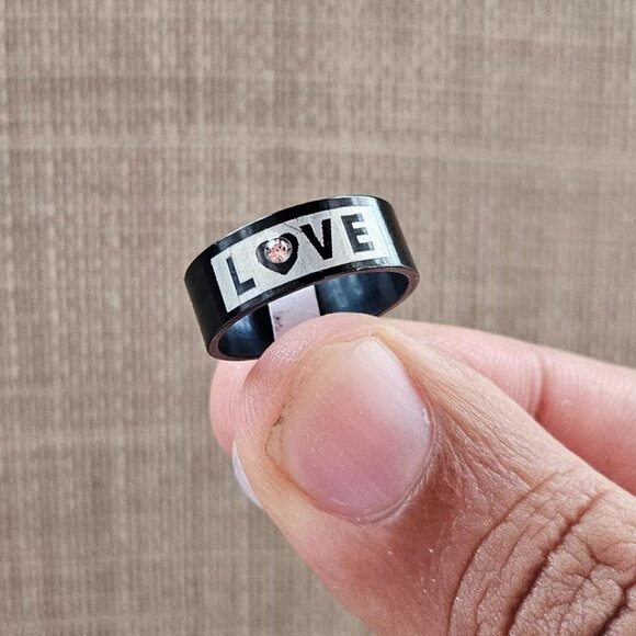 LOVE Ring Black Tone Finger Band Fashion Jewelry Unisex Rings Size 7.5 Unbranded - Picture 9 of 11